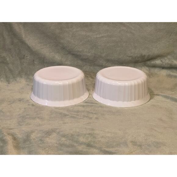 Vintage Corning French White Bakeware- Pair of Small 500ml Round Baking Dishes - Picture 2 of 6